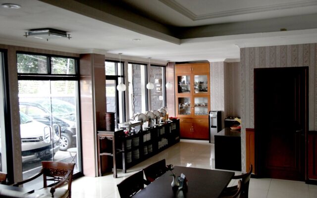 Cihampelas Hotel 2