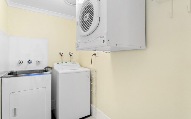 A Sea Mist at The Dunes, 3/38 Marine Drive