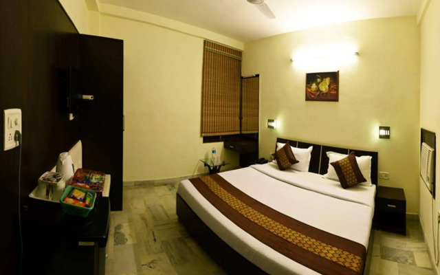 Hotel Akaal Residency