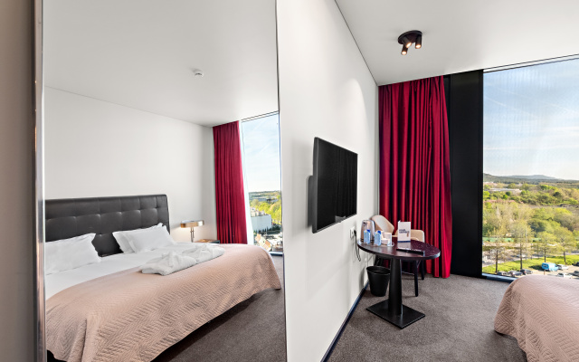 Axis Viana Business & SPA Hotel