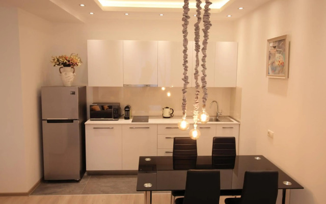Super Luxury Apartments