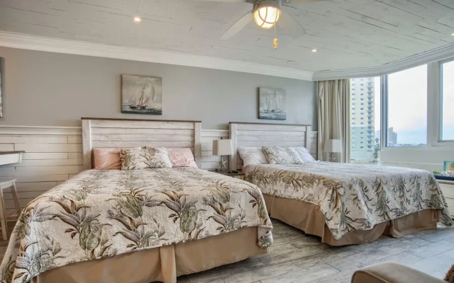 Seaside Villa Ocean View Studio!