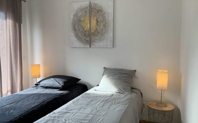Rue Dantibes 2 Pcs Balcon Renovation Premium 2019