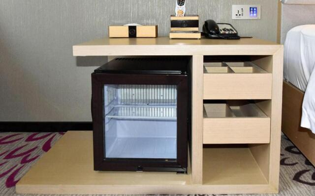 Lavande Hotel Zhuhai Tang University City