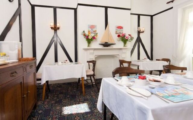 Sandy Bay Guest House