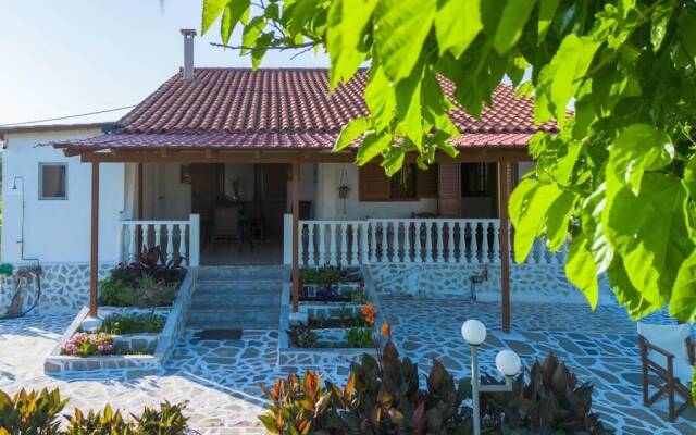 Seaside Retreat for Families and Pets