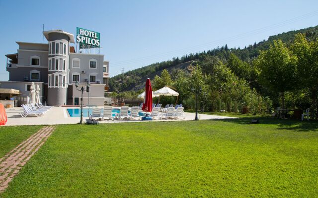 Spilos Hotel