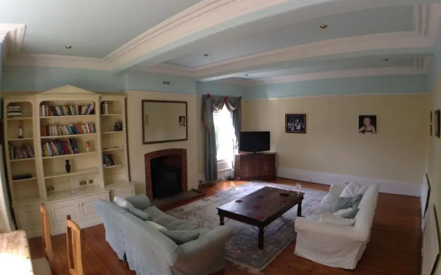 Remarkable 6-bedroom Villa in Pennine Barnsley