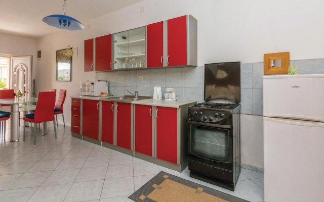 Amazing Apartment in Vir With 2 Bedrooms and Wifi