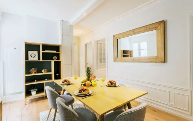 Central Paris 1BR near Palais Royal