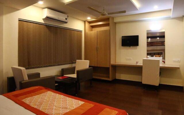 OYO 1774 Hotel Keerthi's Anupama