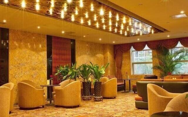 Tieliu Business Hotel