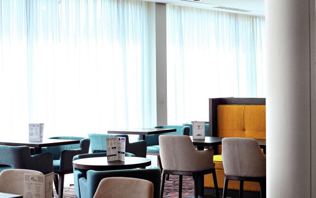 Hampton by Hilton Toulouse Airport