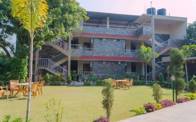 The Dukes Den Resort