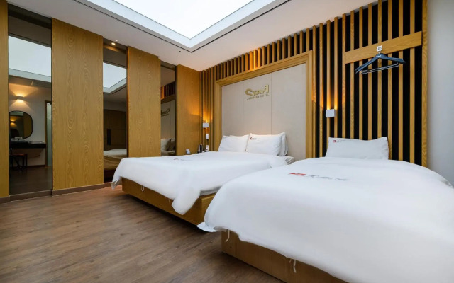 Stay Hotel