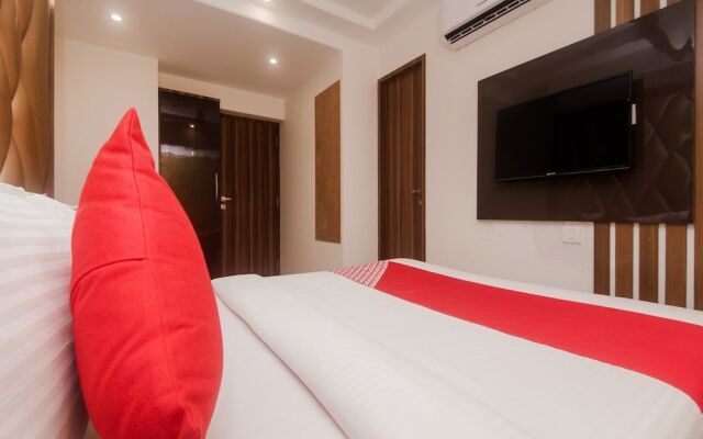 OYO 22683 Hotel Park Palace
