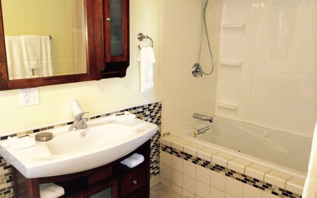 Moulton Hotel