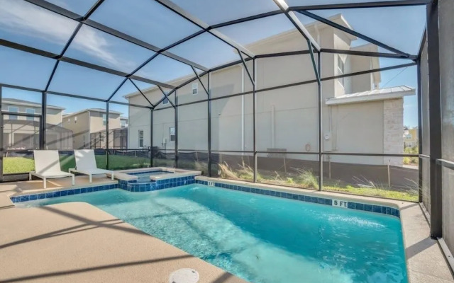 4350scene 6 Bedroom Villa