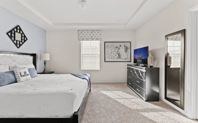 Private Pool at Solterra 4BR Townhome