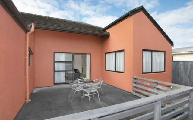 Pavilion Motel & Conference Centre