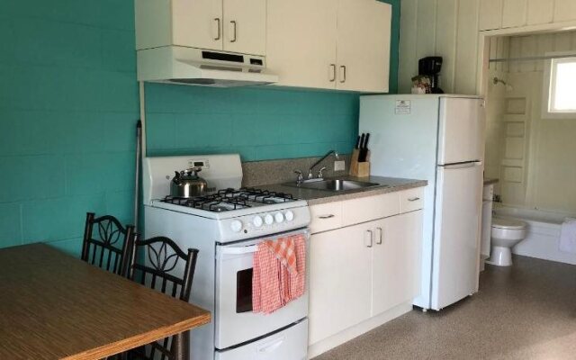 Holiday Beach Resort Motel