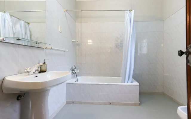 Sintra Classic Villa by Homing
