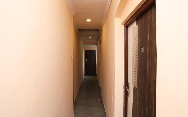OYO 2360 Hotel Raviz Inn