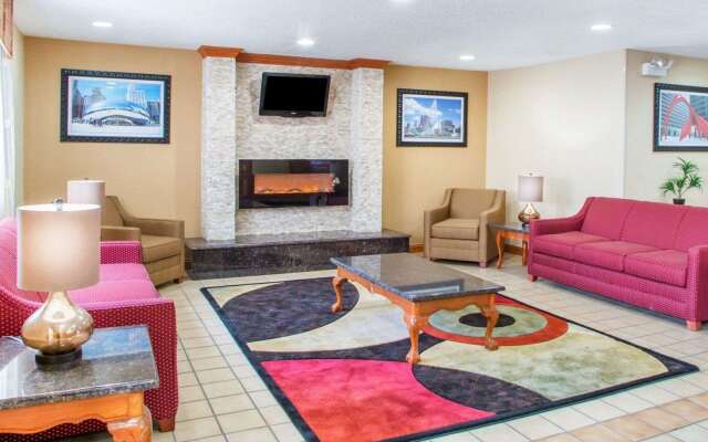 Quality Inn Ottawa near Starved Rock State Park