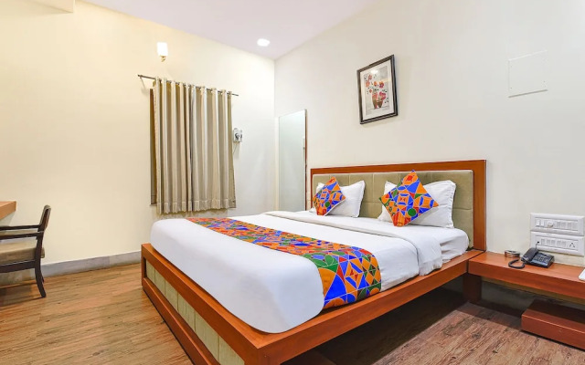 Fabhotel Royal Icon
