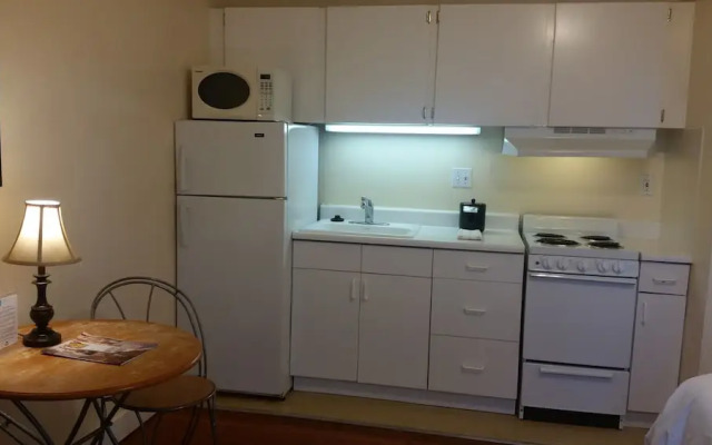 Washington Plaza Apartments