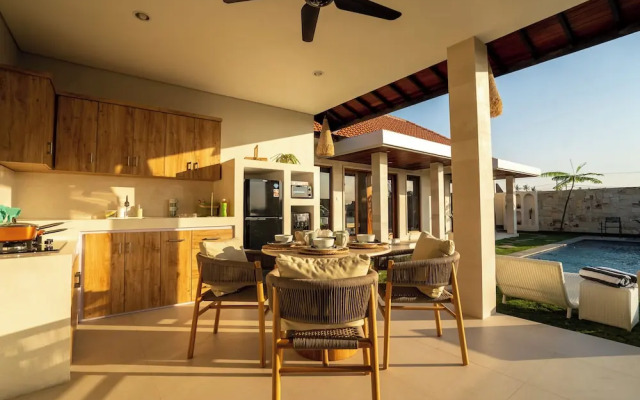 Kome Adorable 2BR Villa Pererenan