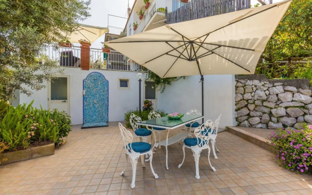 Villa Sorrento Flats