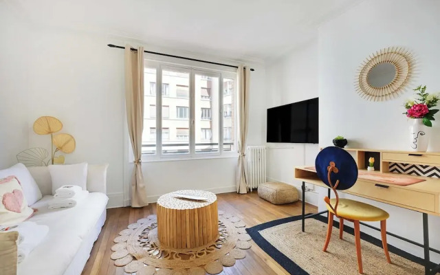 Charming Apartment -4p- Near Arc de Triomphe