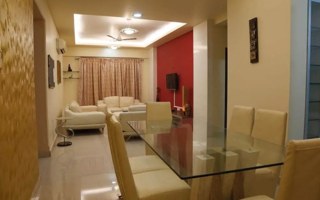 Humming Bird - Sai Prasad