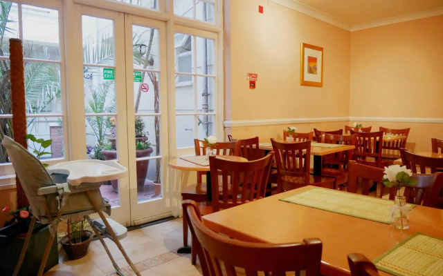 Gresham Hotel