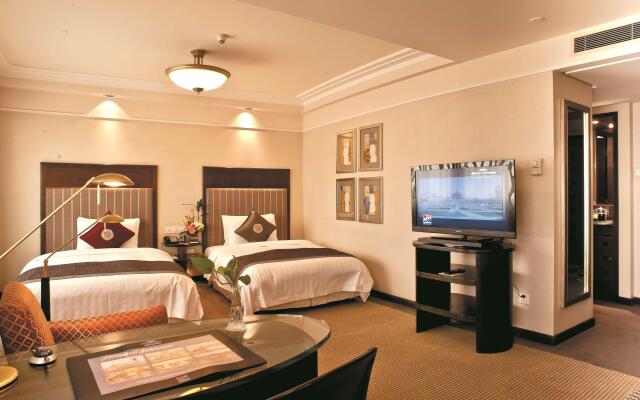 Howard Johnson Ginwa Plaza Hotel