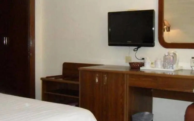 Shenzhen Shatoujiao Hotel