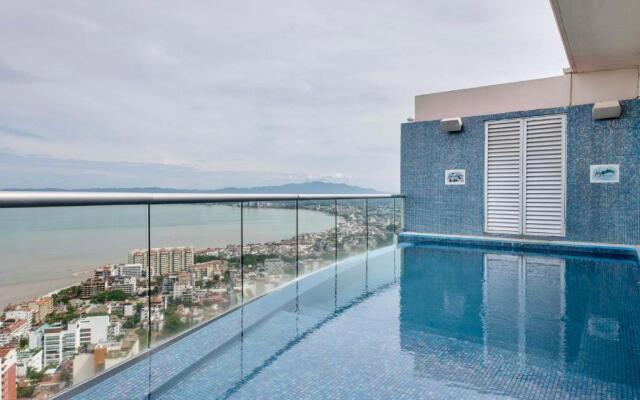 Spectacular 11,000 Sqft PenHouse fully staffed