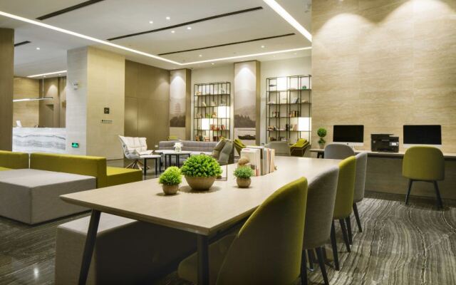 Atour Hotel (Hangzhou Binjiang Binwen Road)