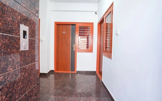 Fabhotel Royal Platinum Suites