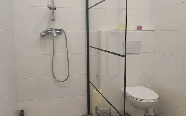 Modern 2BR Apartment In Prime Vienna