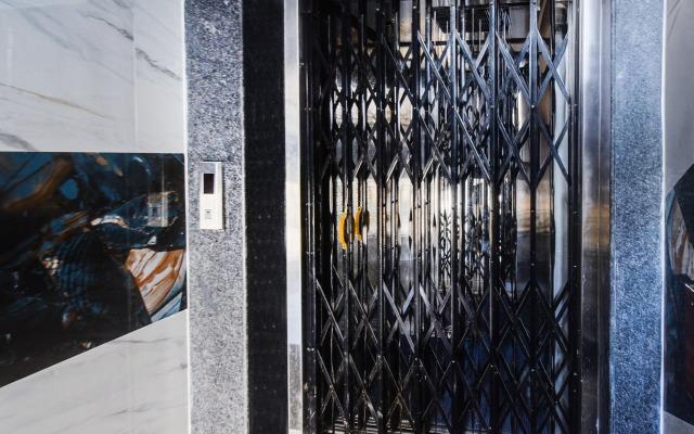 Super Townhouse Hitech City Near Yashoda Hospital