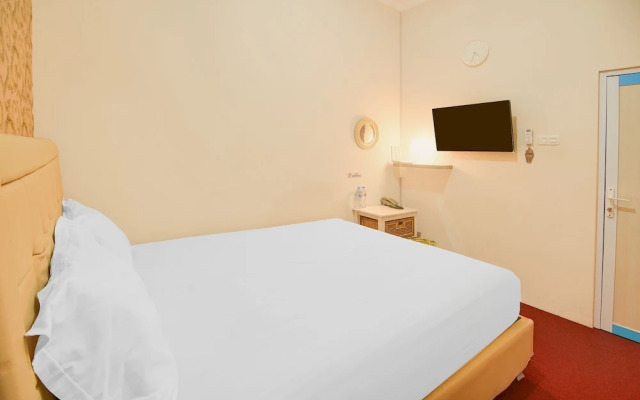 OYO 94669 Hotel Puri Inn Panakkukang Makassar