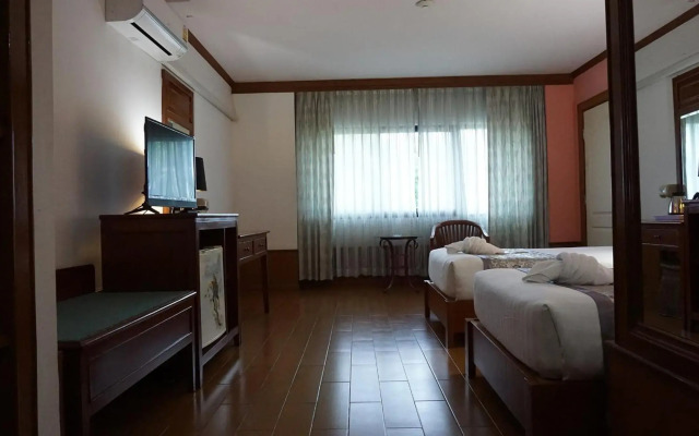 Wattana Park Hotel