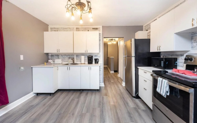 Modern 3BR Apartment With Netflix - Near Byward Market
