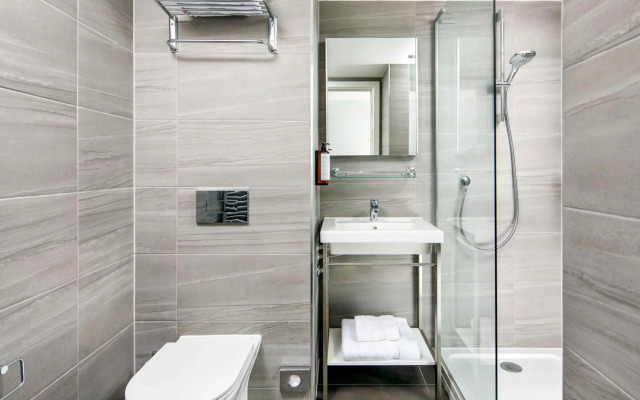 Mercure Newport Hotel