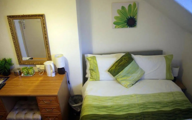 The Oakland Guest House