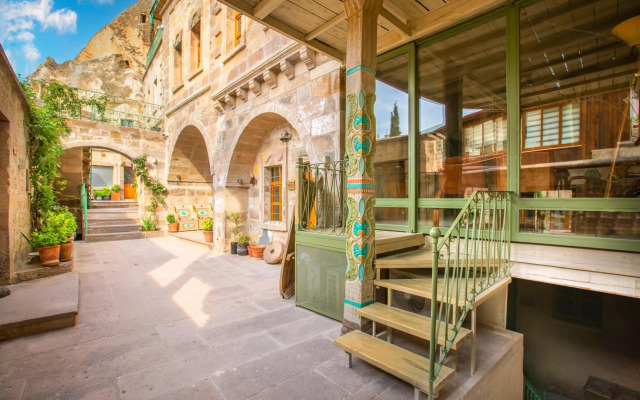 Terra Cave Hotel