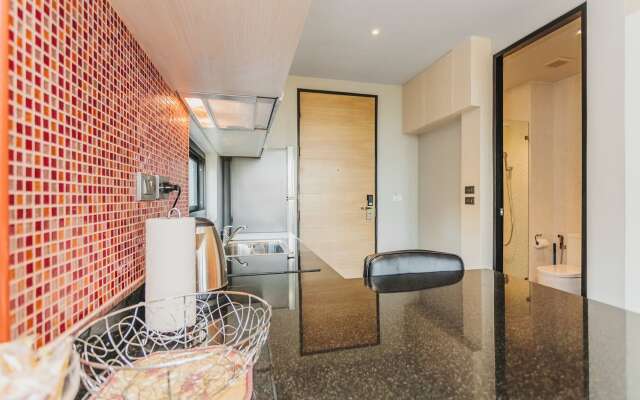 Condo in Nai Harn in ReLife 15-132-301