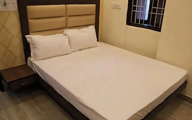 Hotel Mona Regency